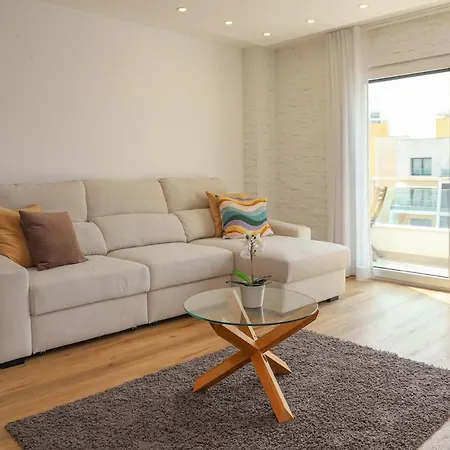 2 Bedroom With Terrace And View Over Tejo River Апартаменты
