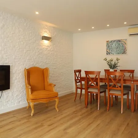 2 Bedroom With Terrace And View Over Tejo River Апартаменты