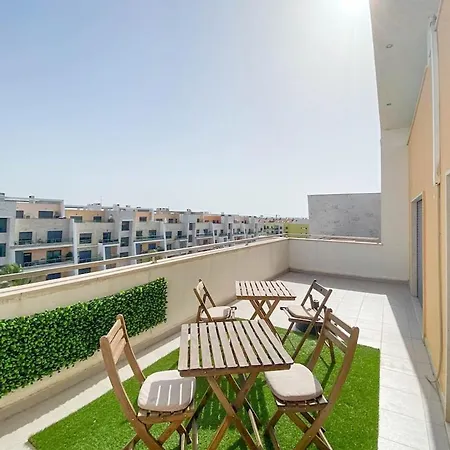 2 Bedroom With Terrace And View Over Tejo River Апартаменты Монтижу