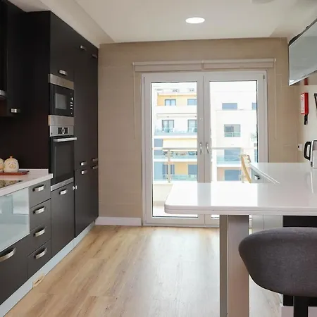 2 Bedroom With Terrace And View Over Tejo River *