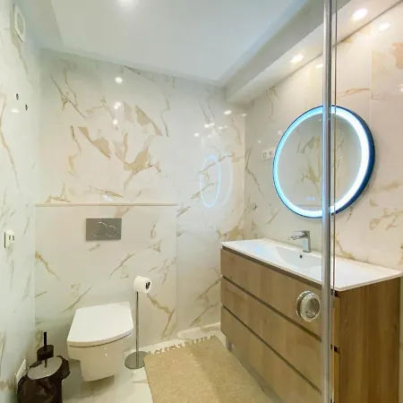 2 Bedroom With Terrace And View Over Tejo River