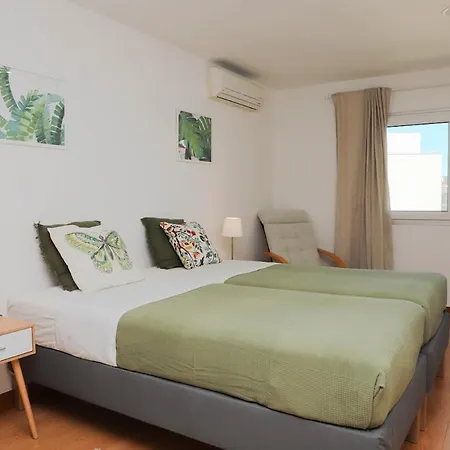 2 Bedroom With Terrace And View Over Tejo River * Montijo